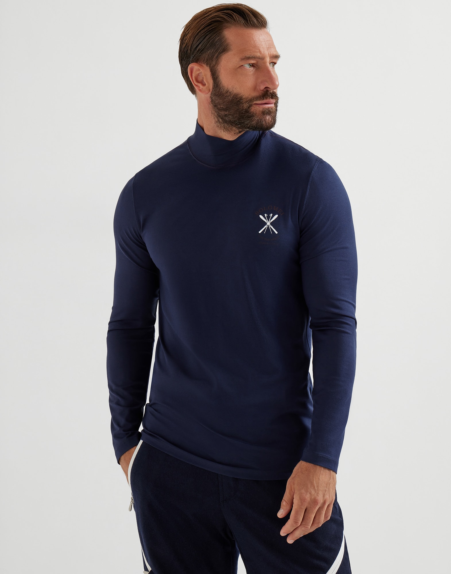 运动衫 - 正面视角 - 正面观看 - 全屏观看