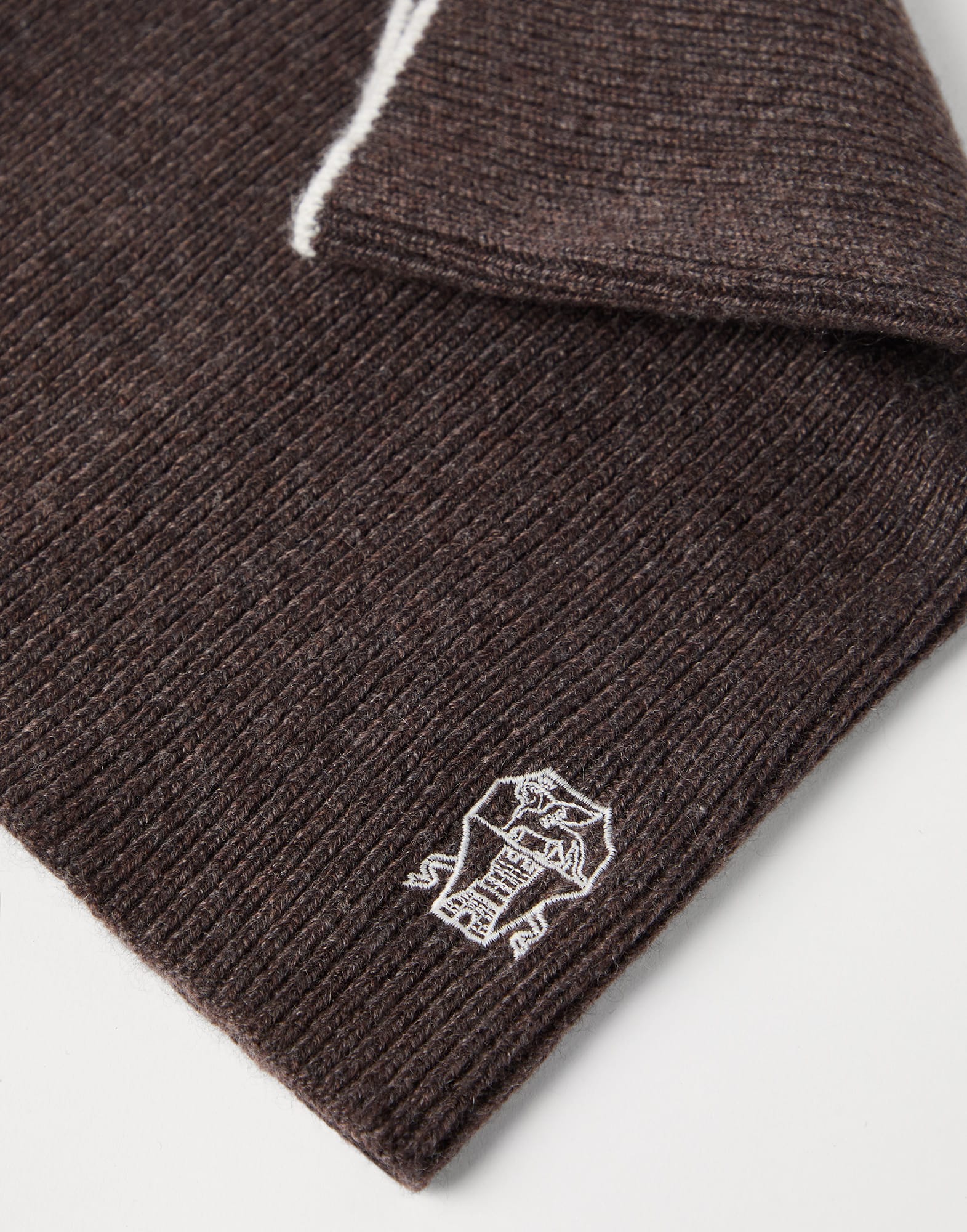 Solid Color - Detail view - View Full Screen