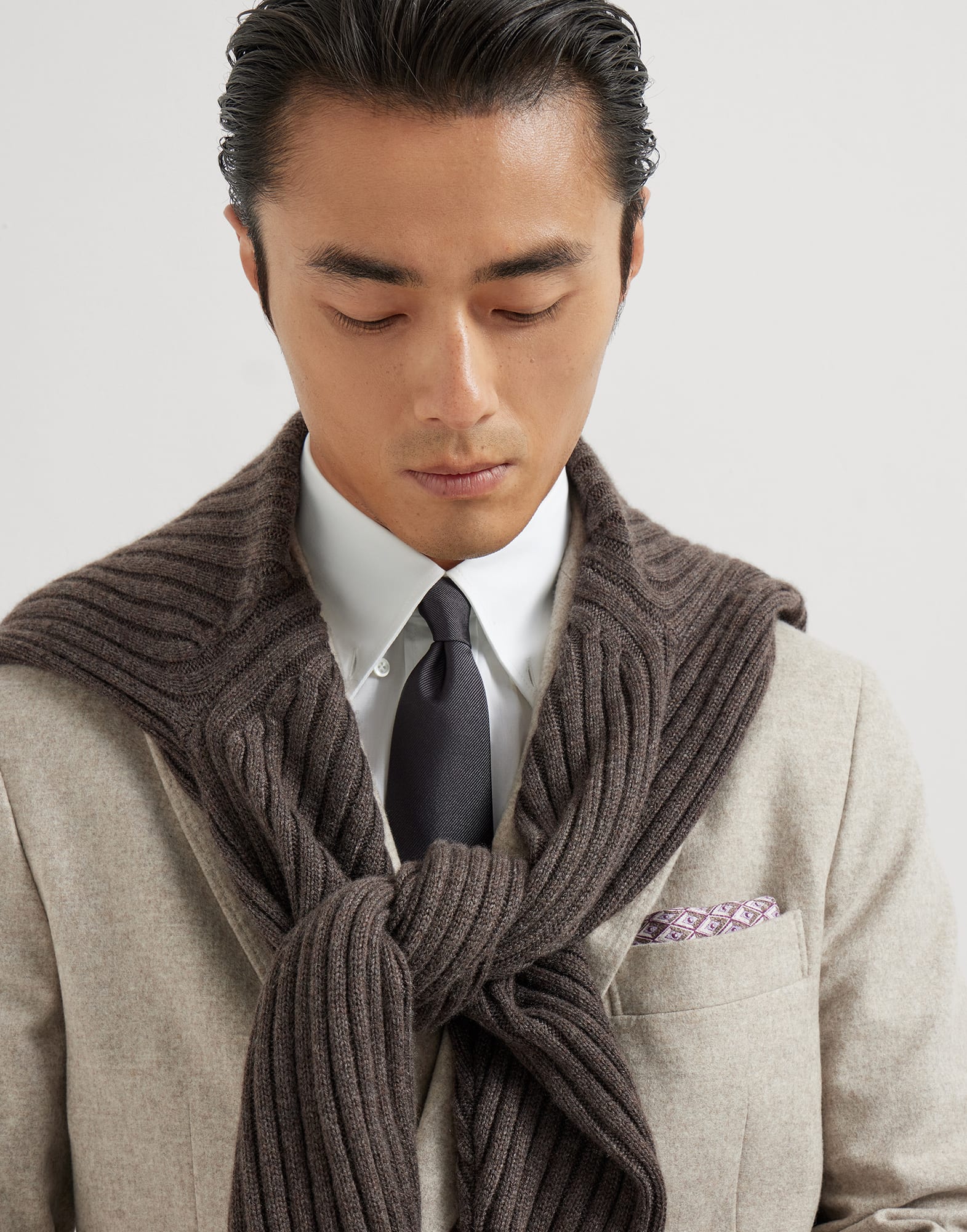 Tie - Editorial view - View Full Screen