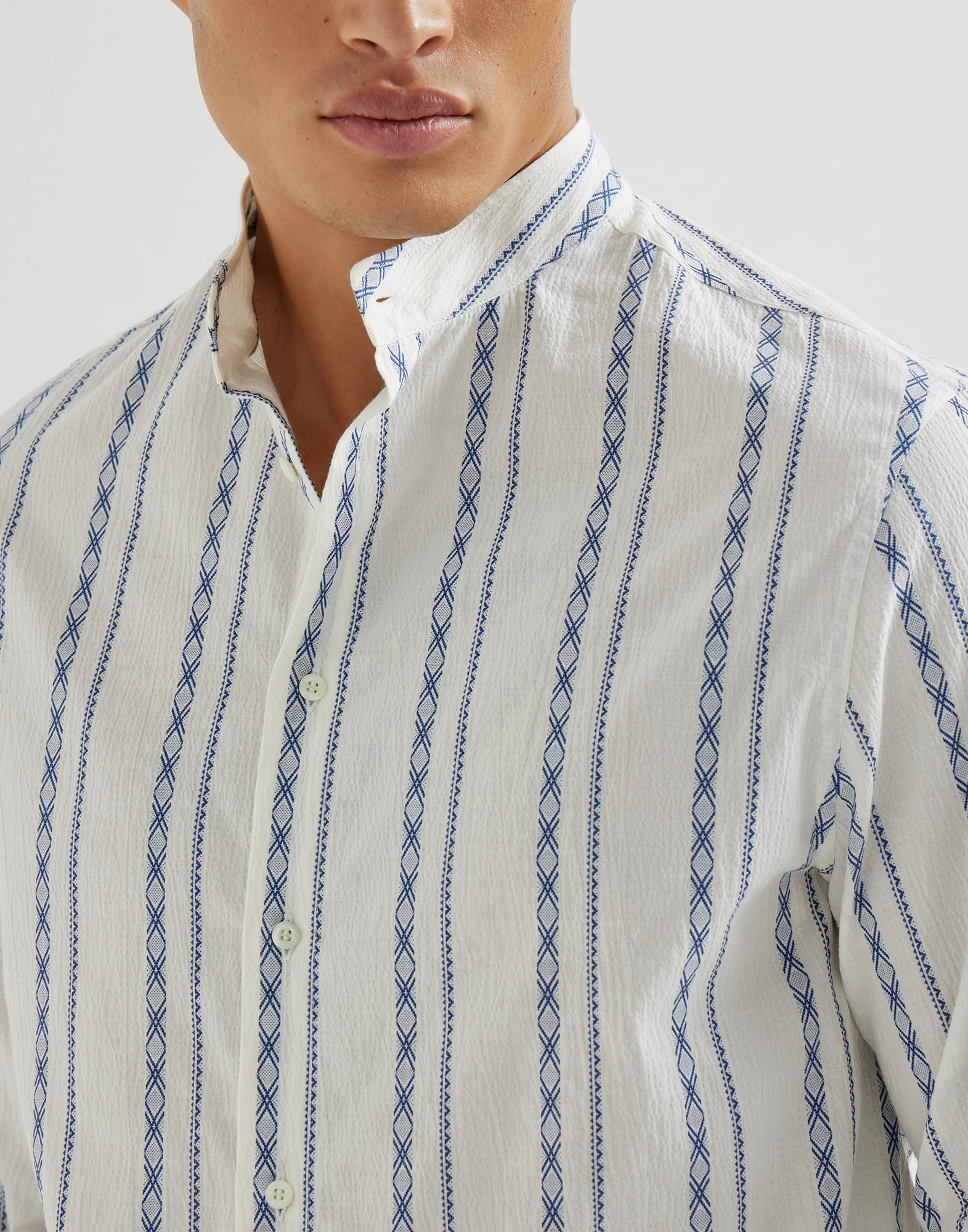 Easy - Detail view - View Full Screen