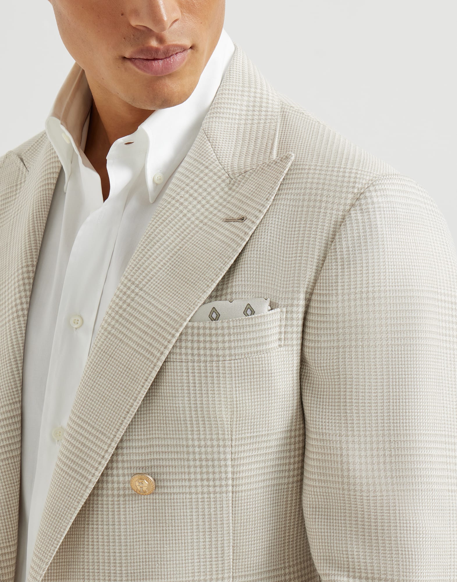 Pocket Square - Editorial view - View Full Screen