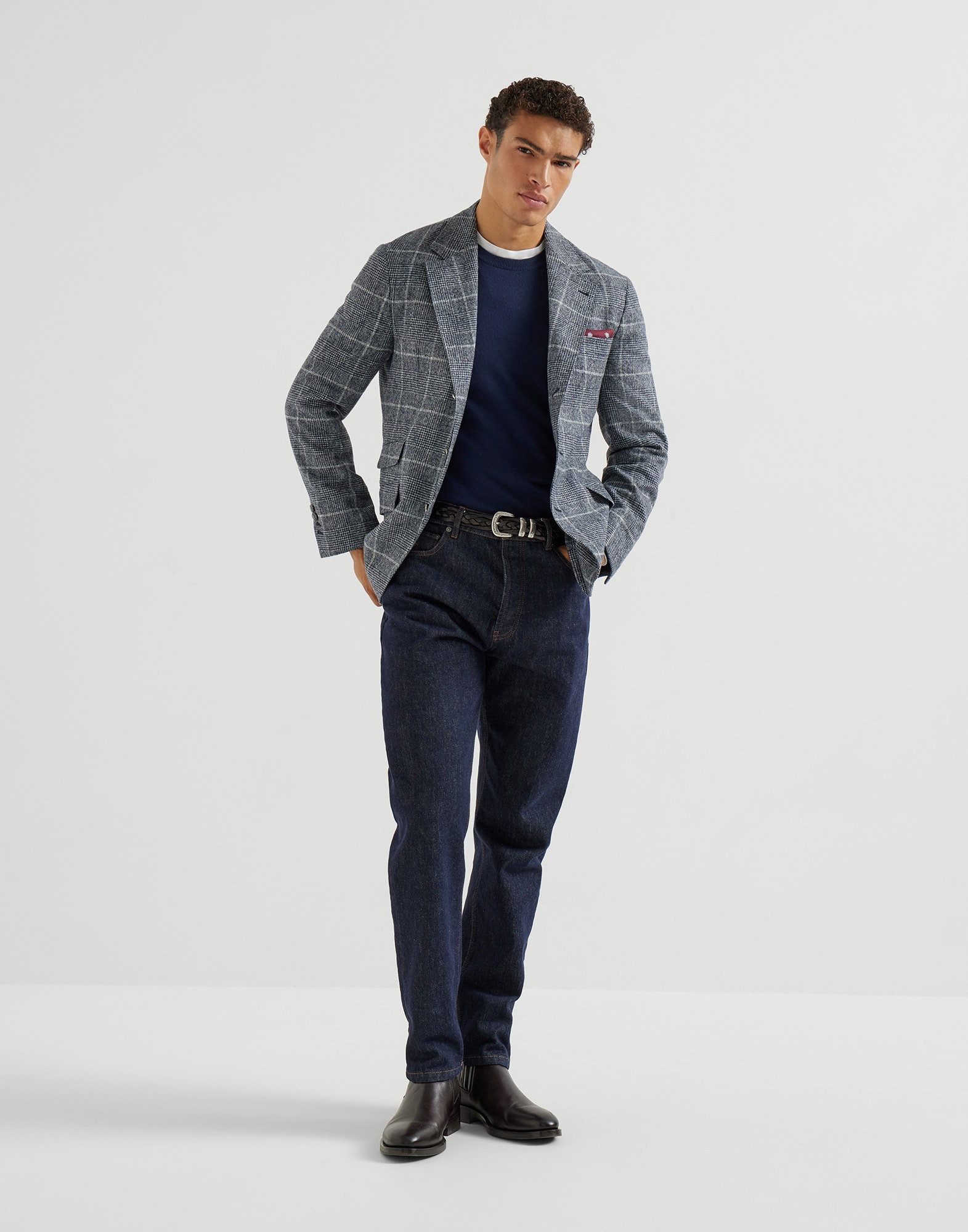 Ras du Cou - Vue tenue complète - Afficher en plein écran