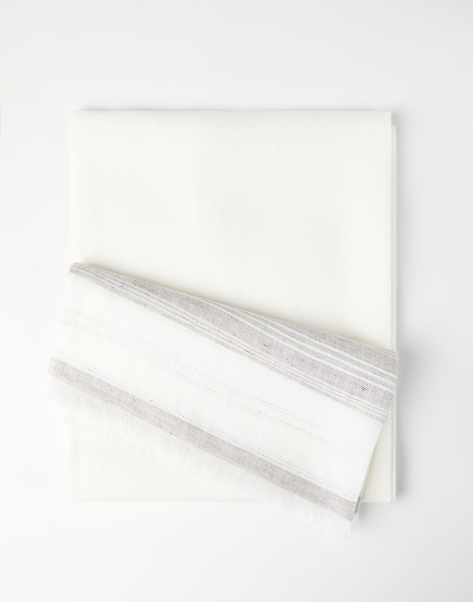 Solid Color - Back view - View Full Screen