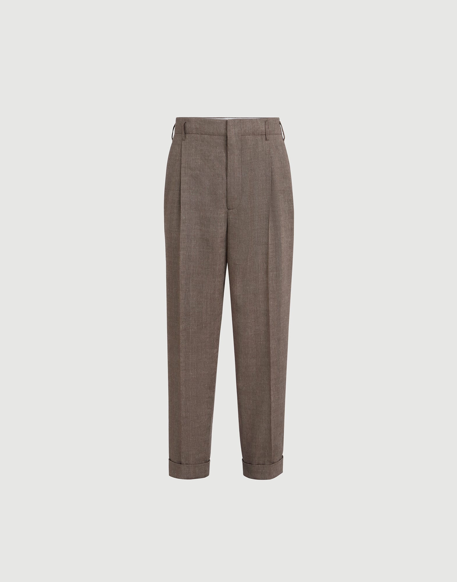 Pleated - accessibility.description.G - View Full Screen