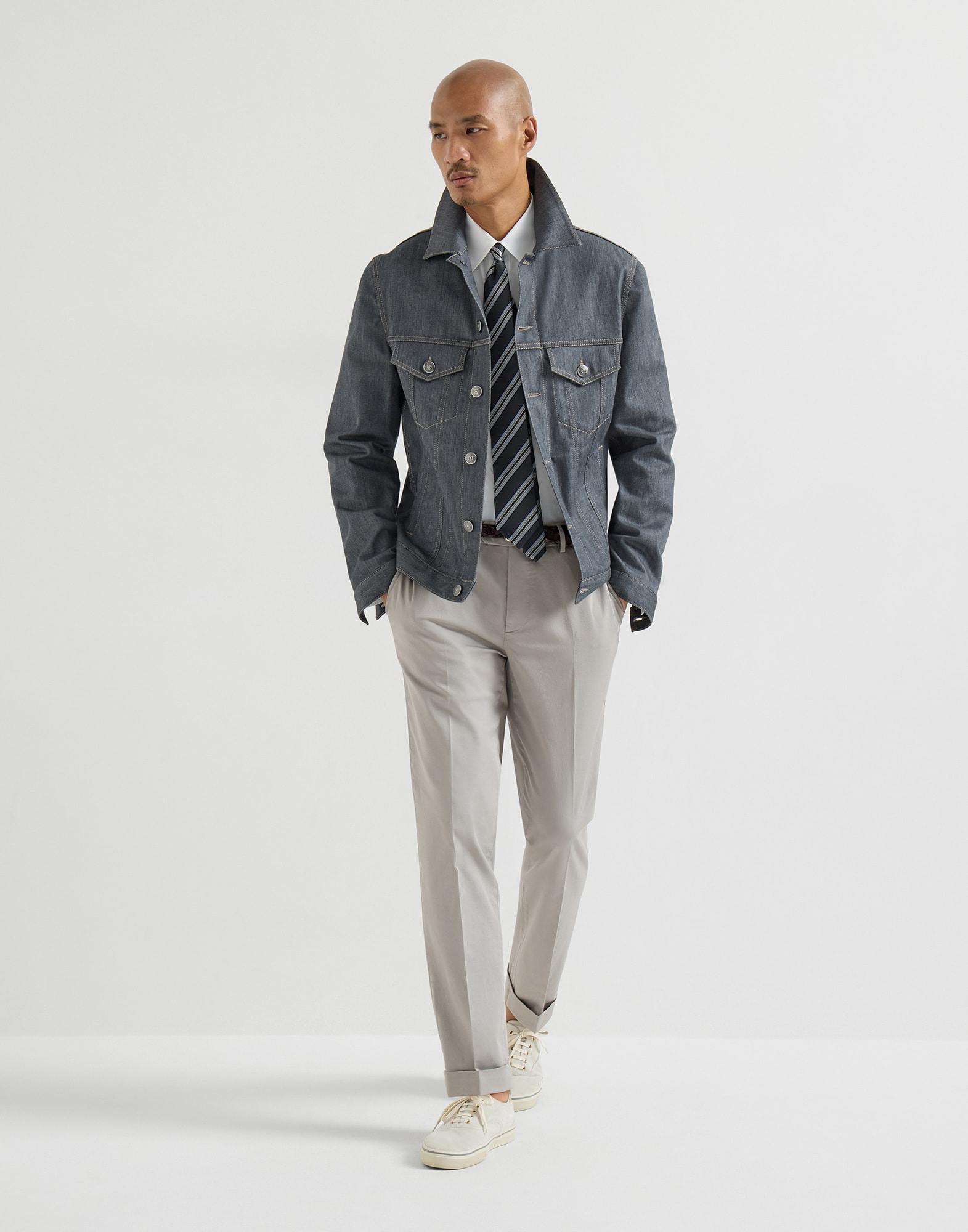 Italian - Full look - View Full Screen