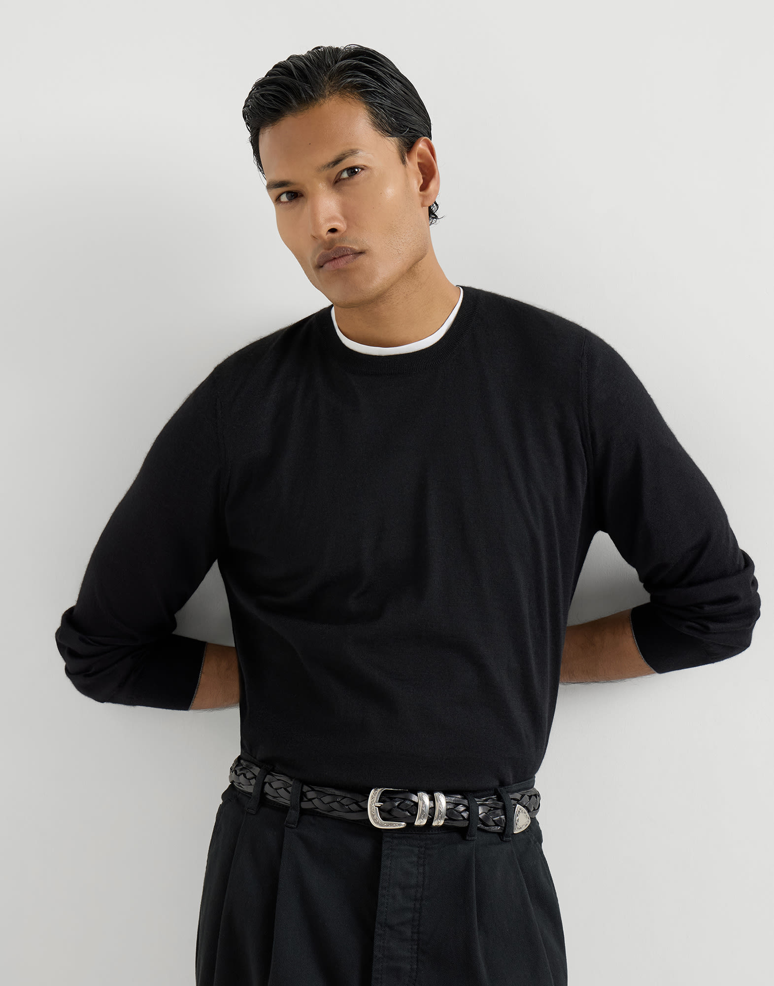 Crewneck - Editorial view - View Full Screen