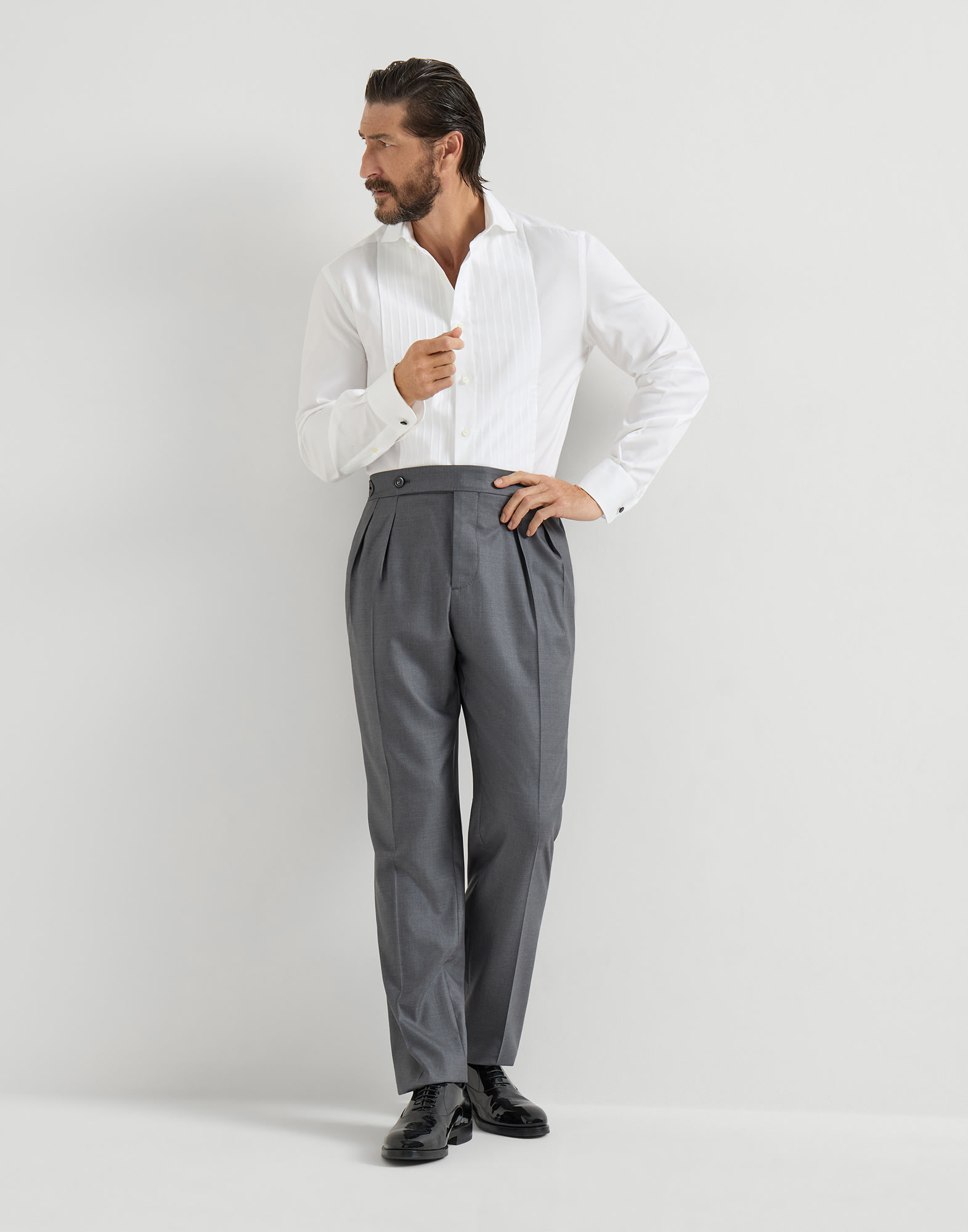 BRUNELLO CUCINELLI グレー スラックス　タグ付き 上88 Virgin wool trousers for Man in Medium Grey | Brunello Cucinelli