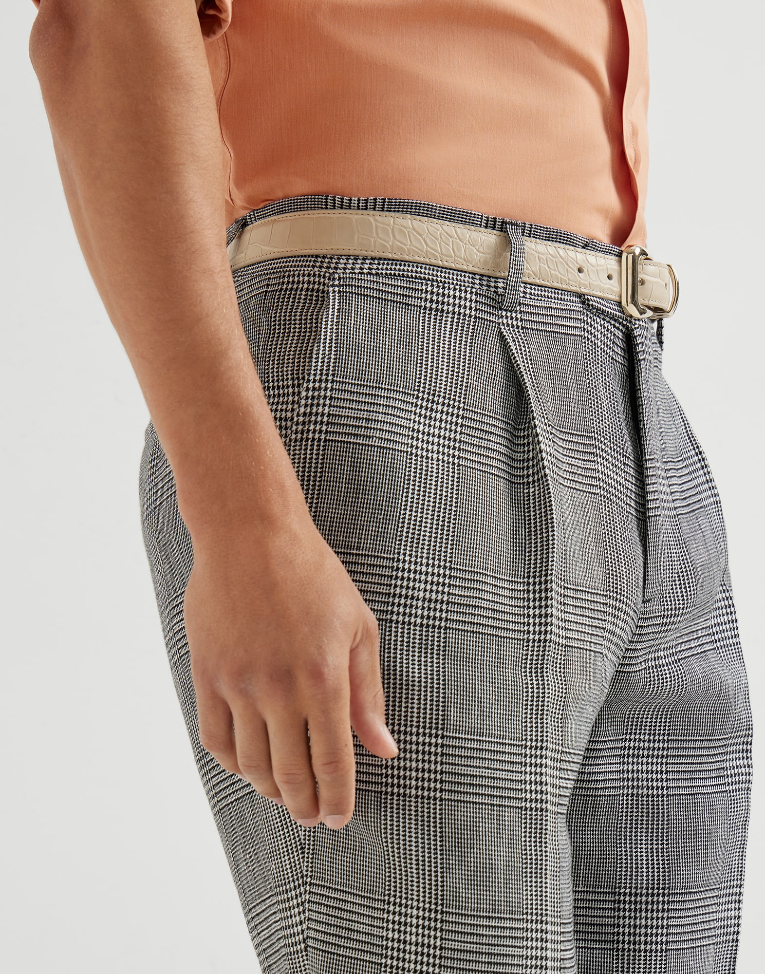 Pleated - Detail view - View Full Screen