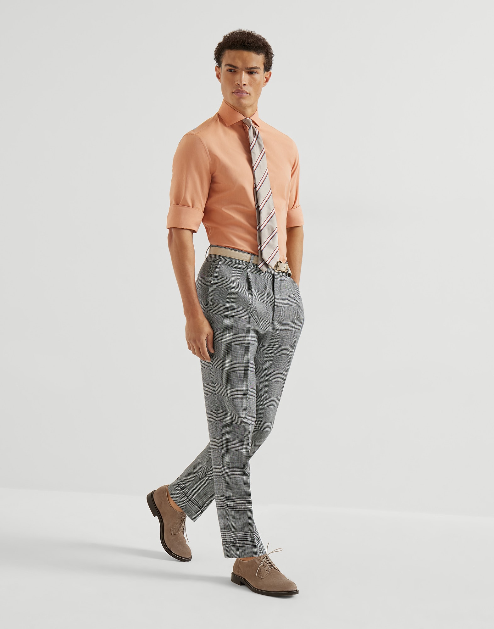 Pleated - Editorial view - View Full Screen