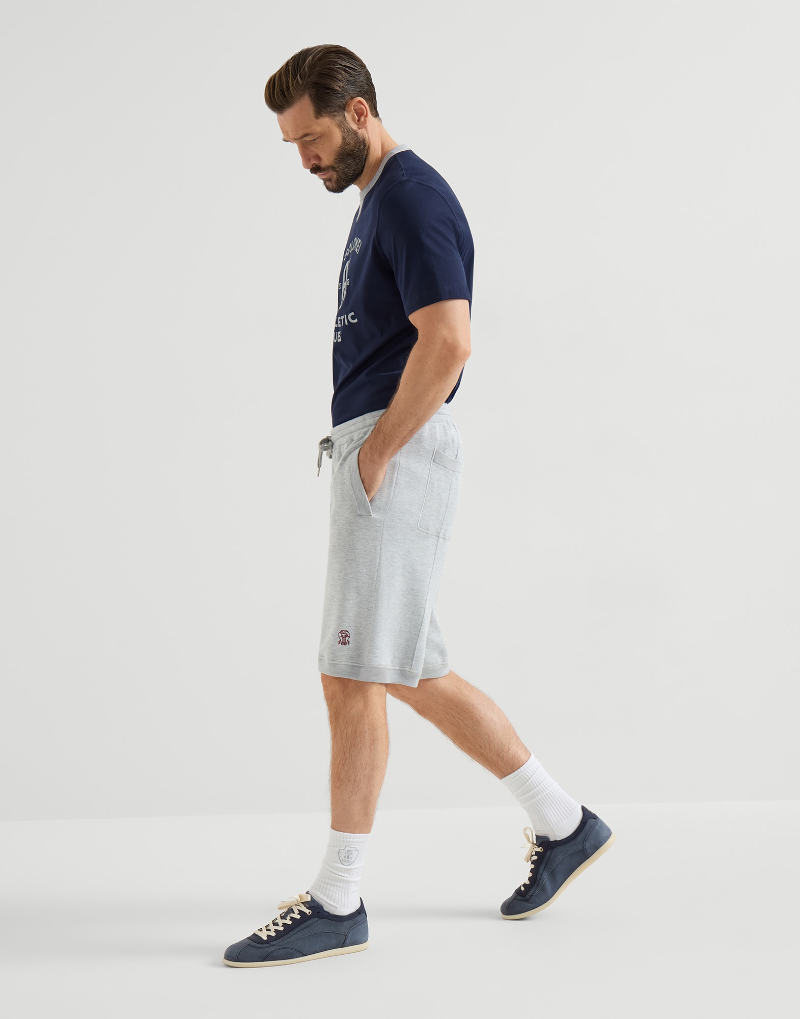 Bermudas et Shorts - Vue éditoriale - Afficher en plein écran