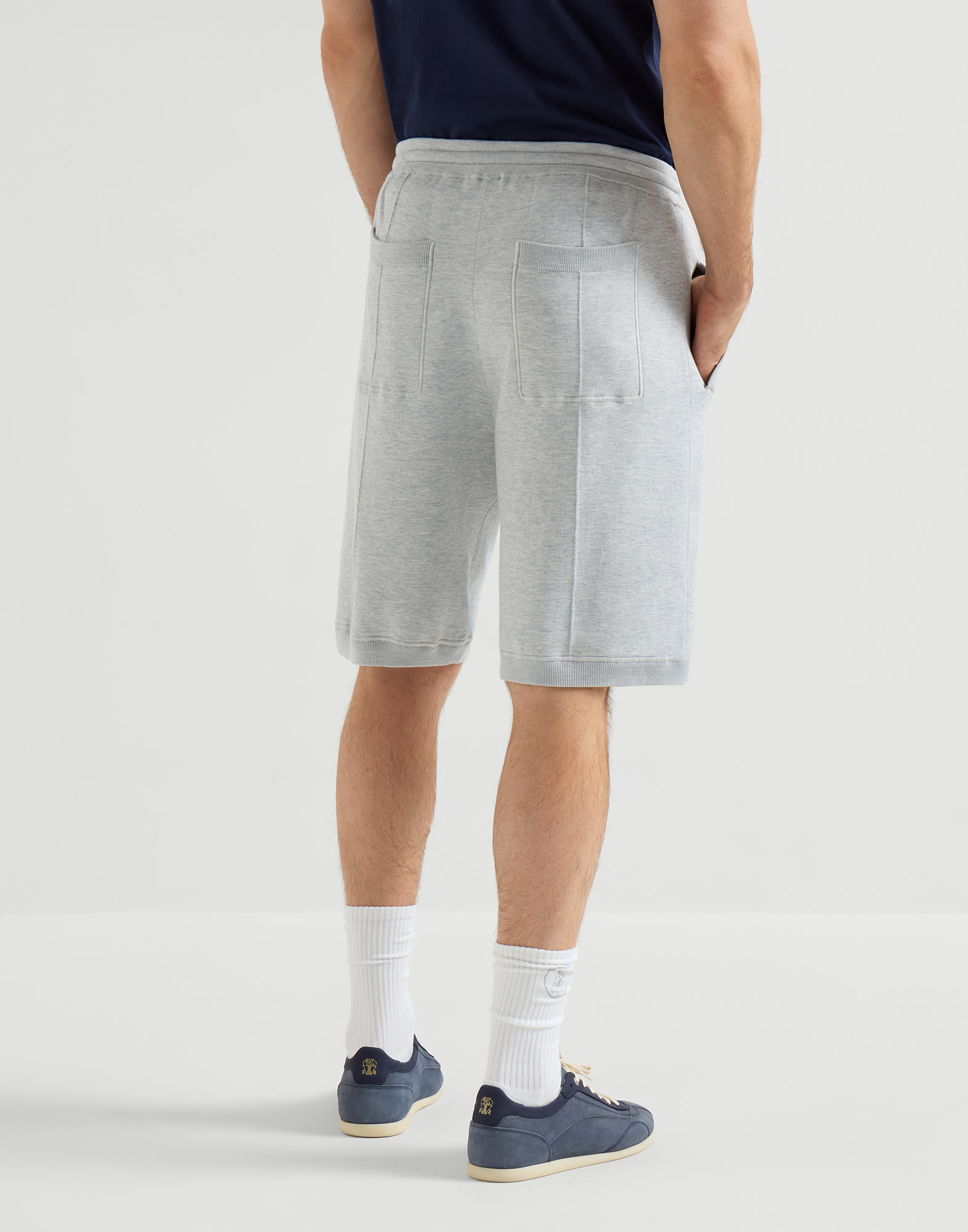 Bermudas et Shorts - Vue arrière - Afficher en plein écran