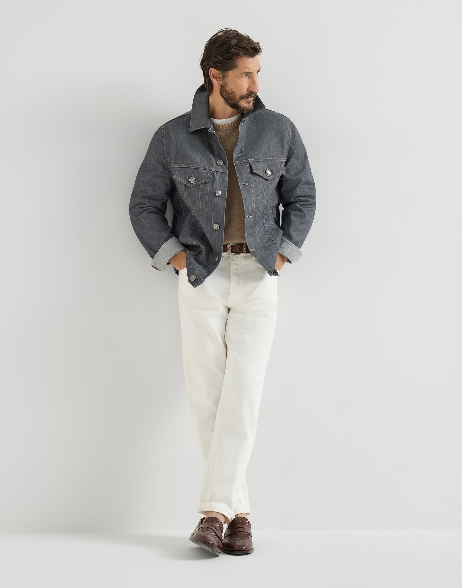 Crewneck - Full look - View Full Screen