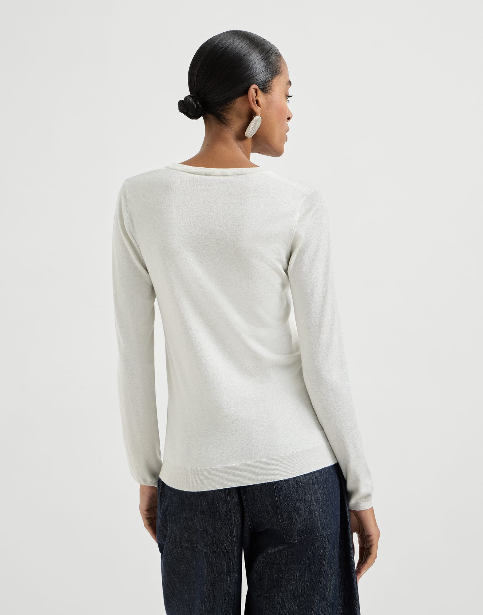 V-neck - Back view - View Full Screen