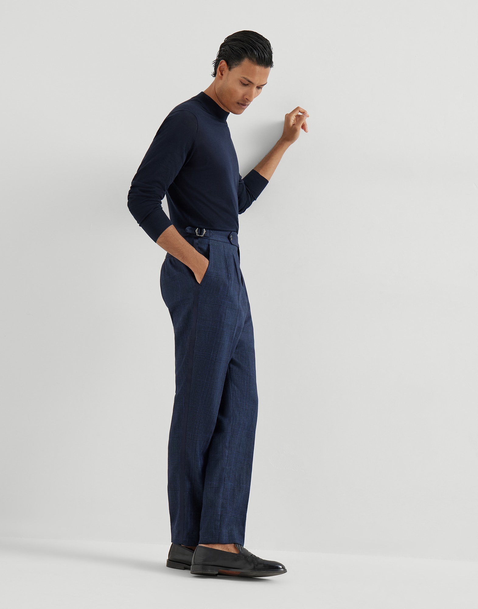 メンズ 向け ネイビーブルー タキシード トラウザーズ | Brunello