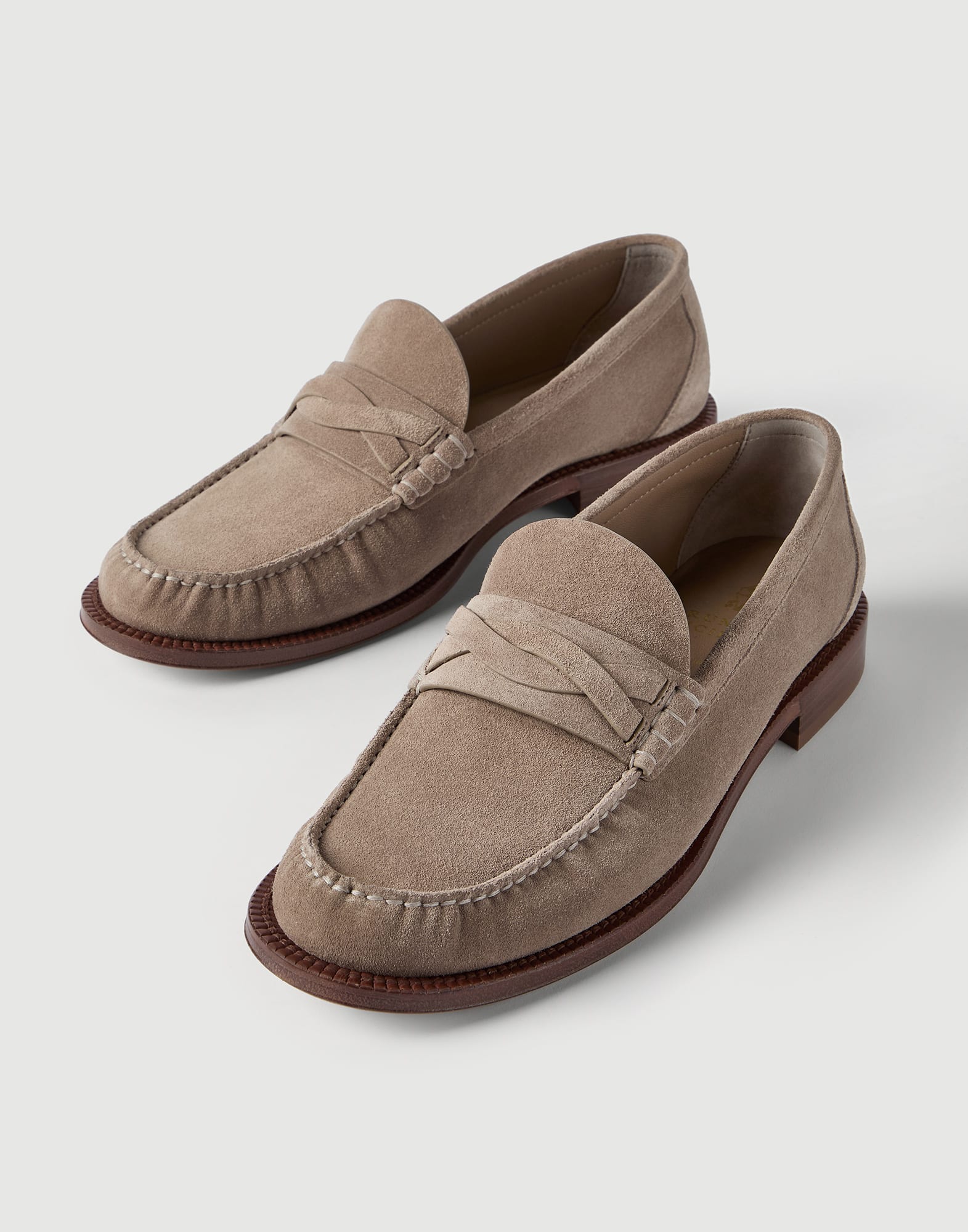 Mocassins (loafers) Brunello Cucinelli En Daim Sable - Non Doublés, Avec Glands, Fabrication Italienne Main, Neufs Avec Boîte