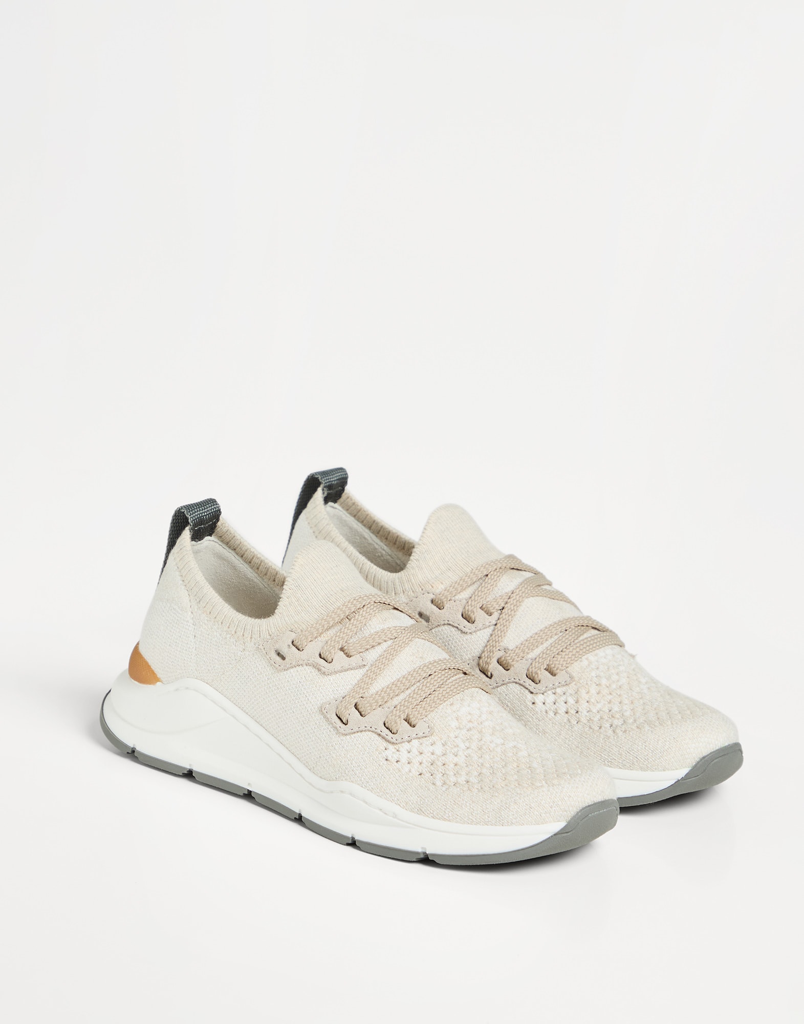 运动鞋 - 正面视角 - 正面观看 - 全屏观看