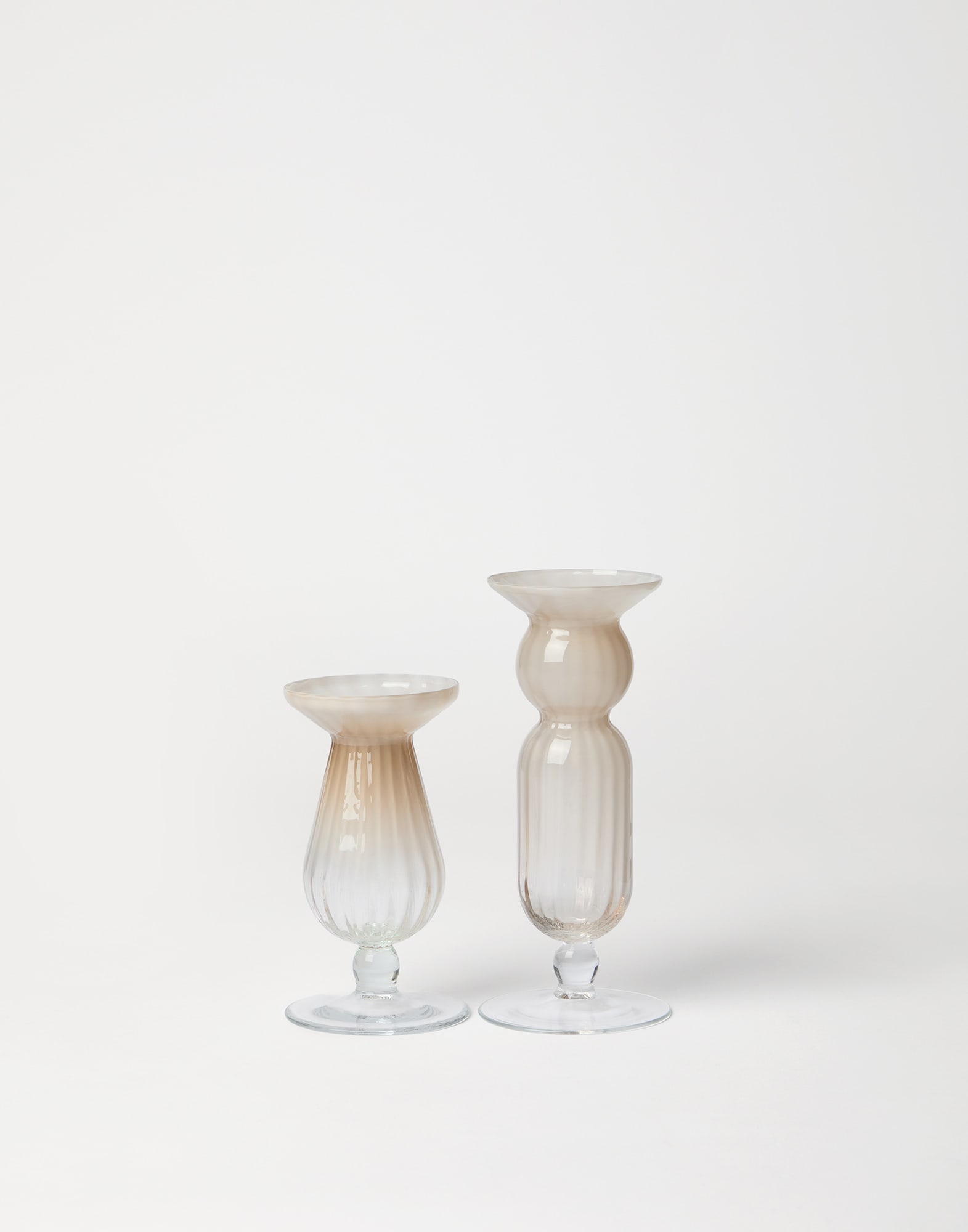 Vases - Front view - View Full Screen