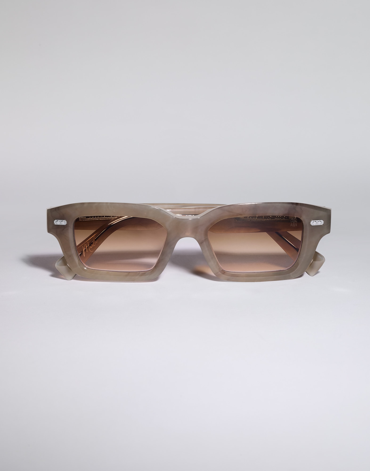 アセテート - 前 - 全画面表示