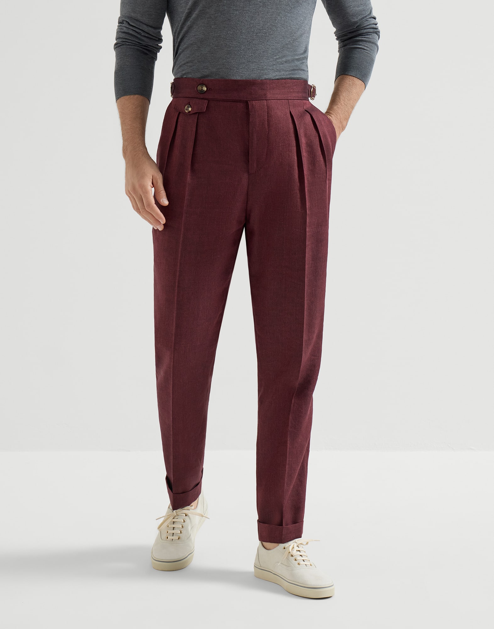 Pleated - Front view - View Full Screen