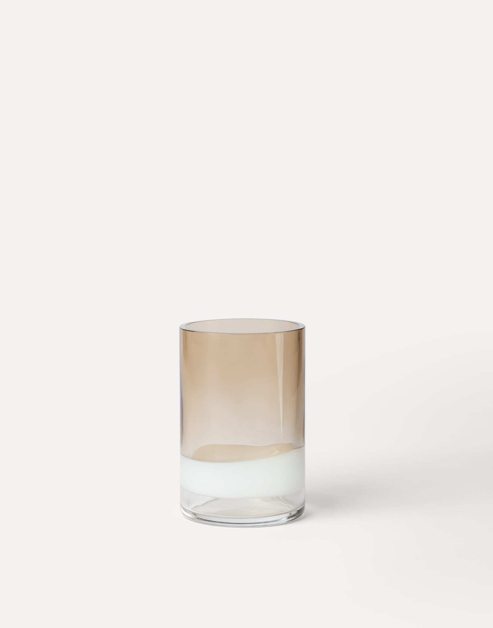 Vases - Front view - View Full Screen