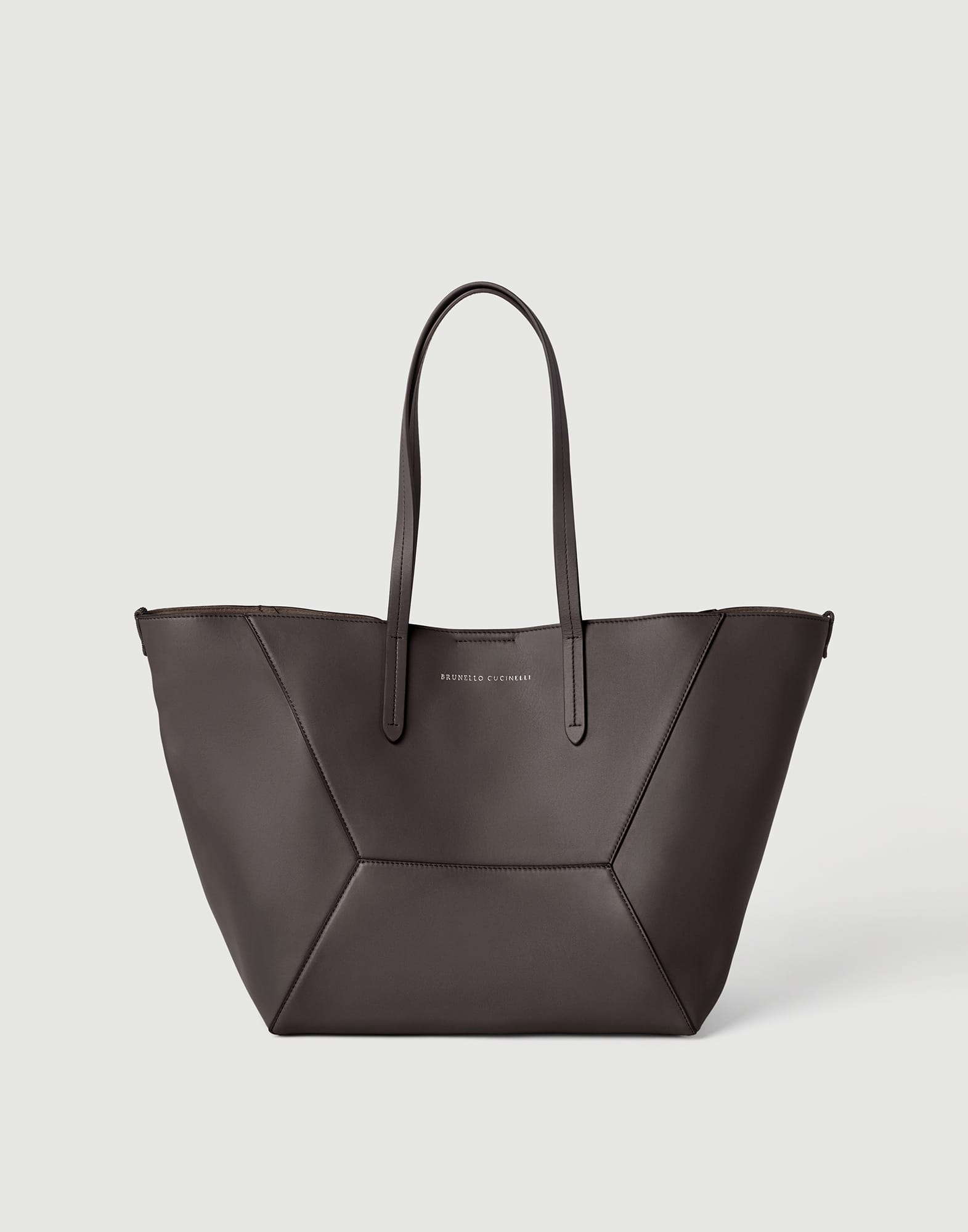 Shopper - Front view - View Full Screen