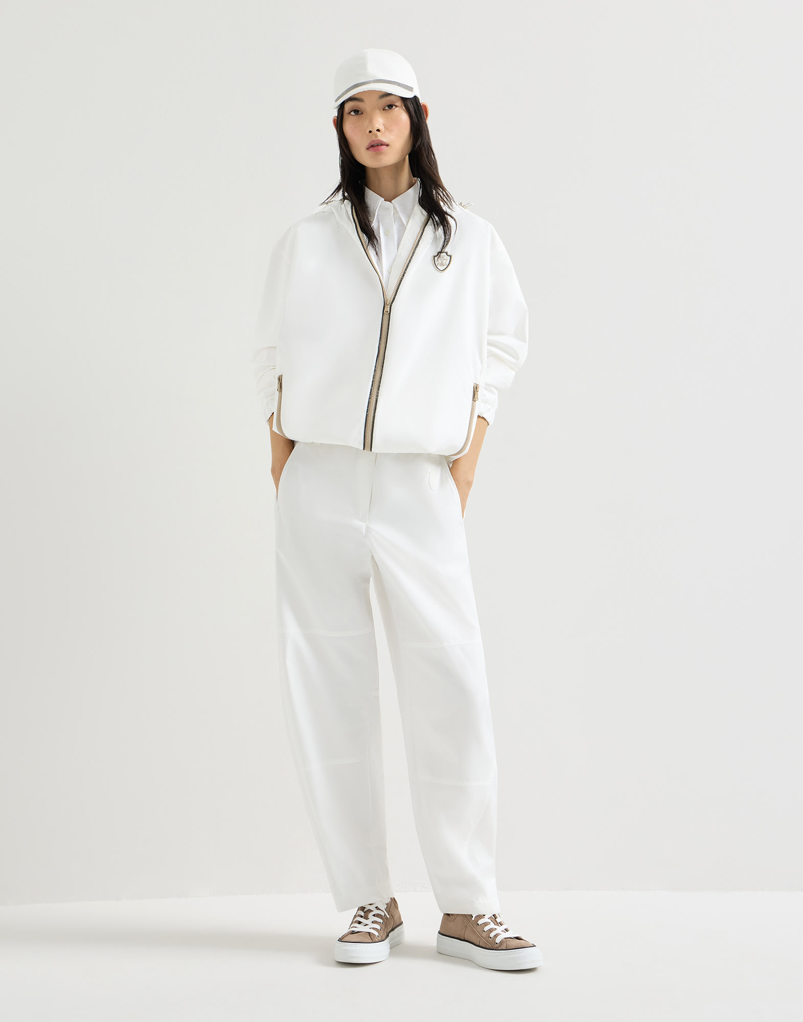 261WOUTFITCS436 image number 0