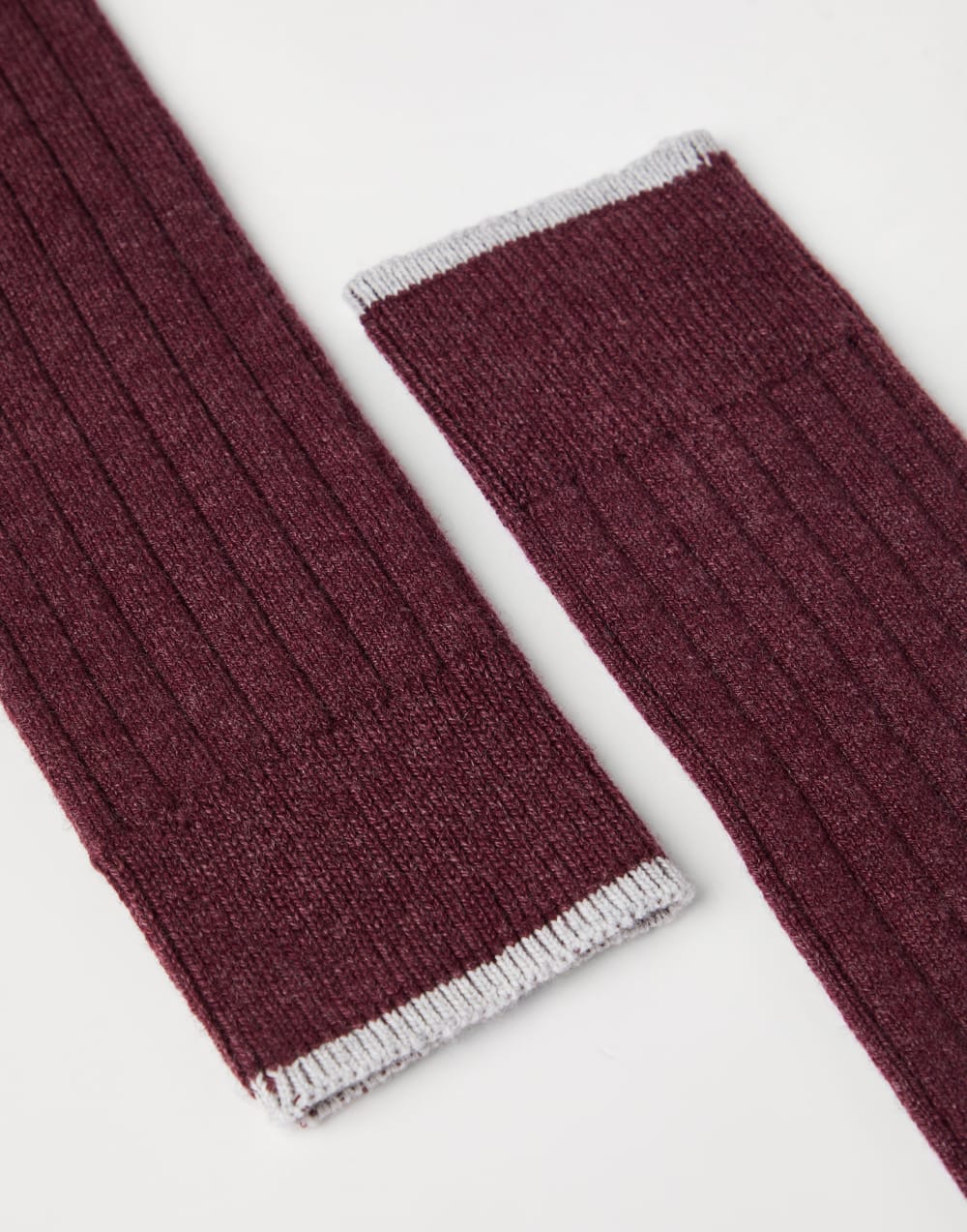 Cashmere knit socks Amaranth Man - Brunello Cucinelli