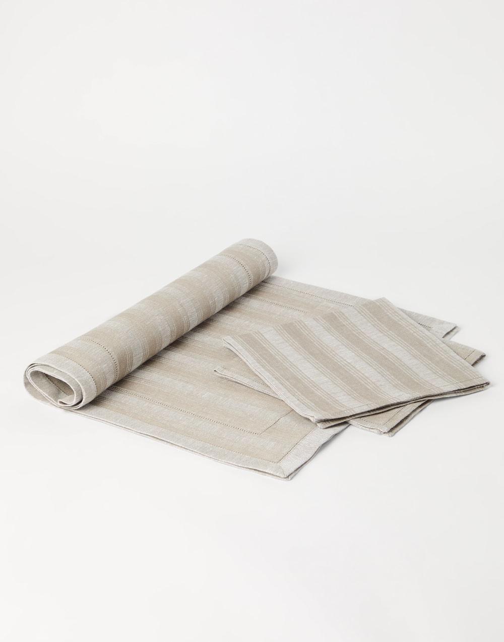Runner and napkins set Light Grey Lifestyle - Brunello Cucinelli