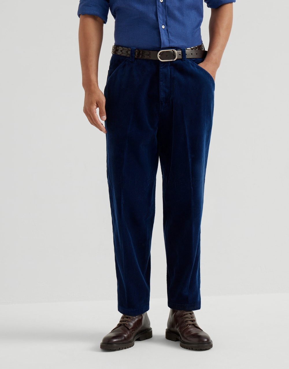 Corduroy leisure fit trousers Blue Man - Brunello Cucinelli