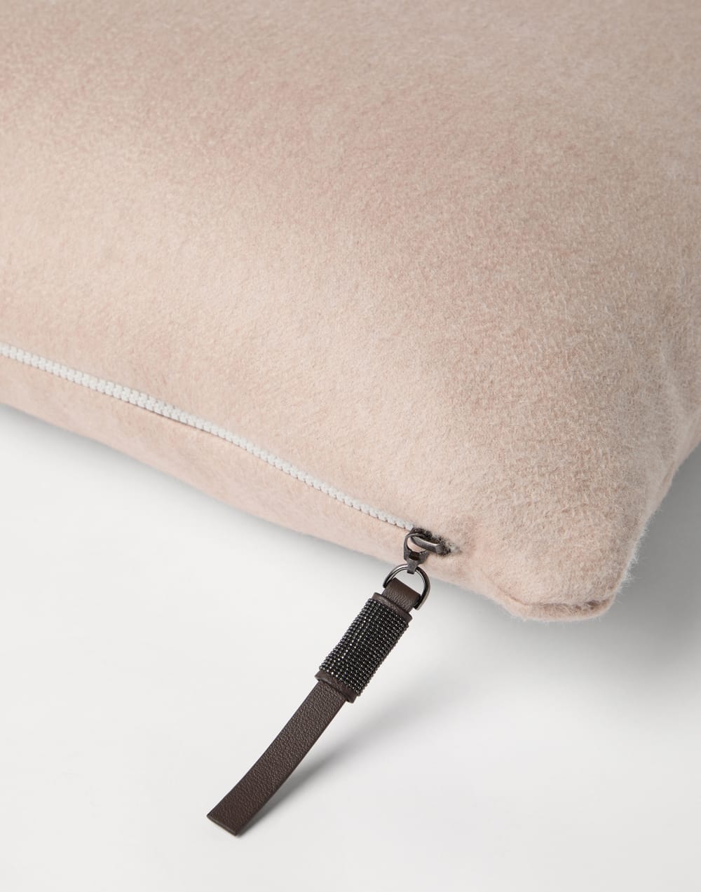 大号羊绒呢靠枕 米黄 生活风格 - Brunello Cucinelli