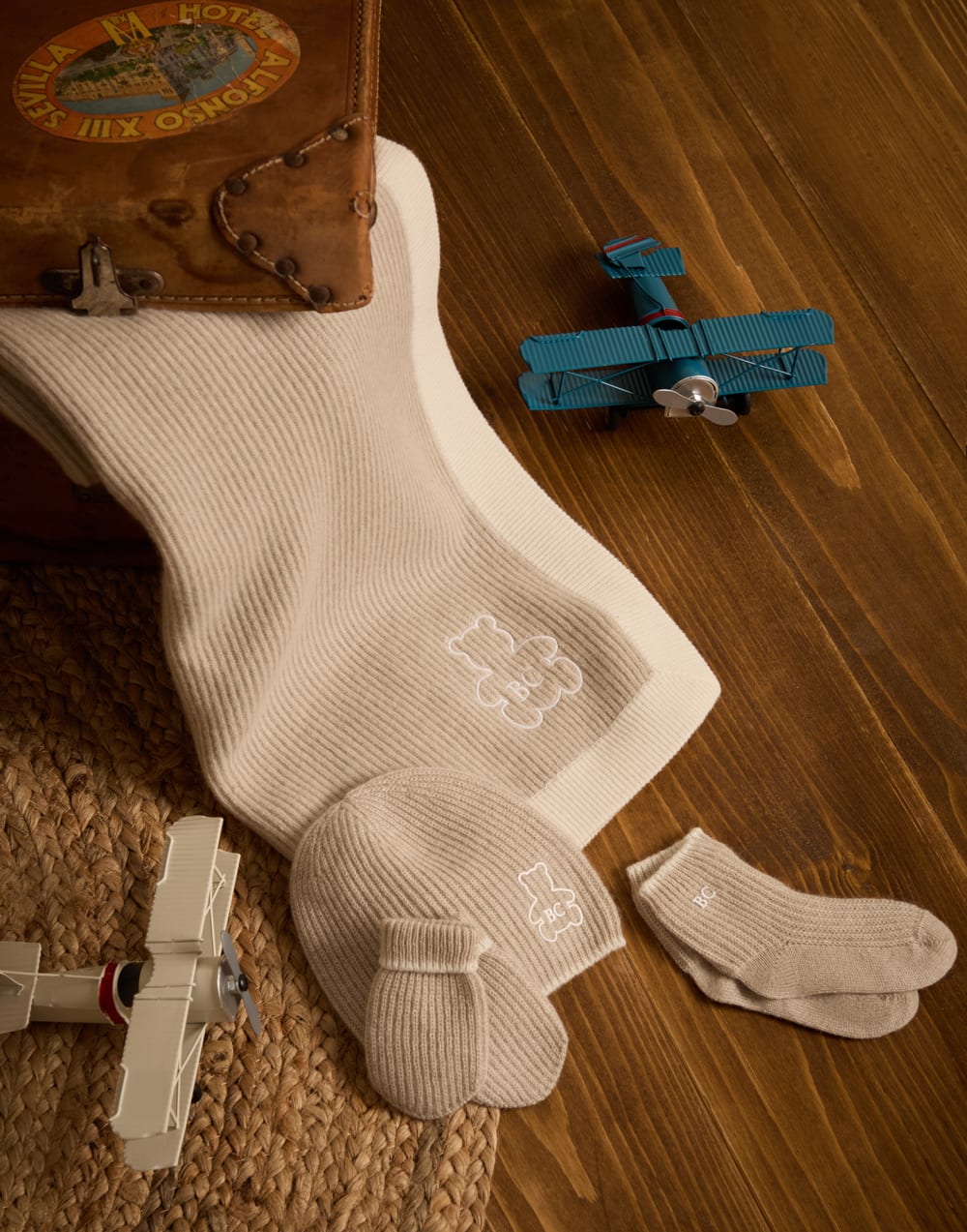 伯尼小熊幼童套装:小圆便帽、手套和袜子 米黄 幼童 - Brunello Cucinelli