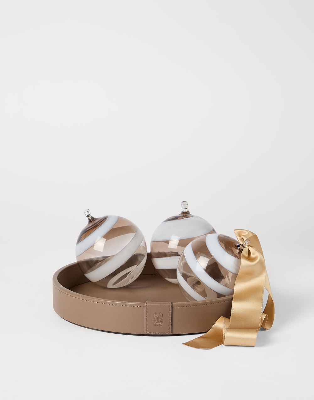 Striped Murano glass ornaments set Natural Lifestyle - Brunello Cucinelli