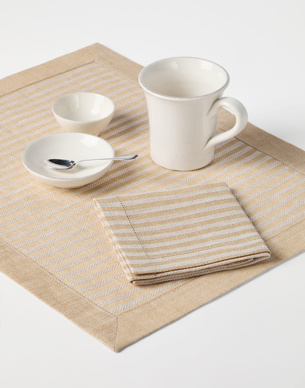 Chalk stripe linen placemat and napkin set Panama Lifestyle - Brunello Cucinelli