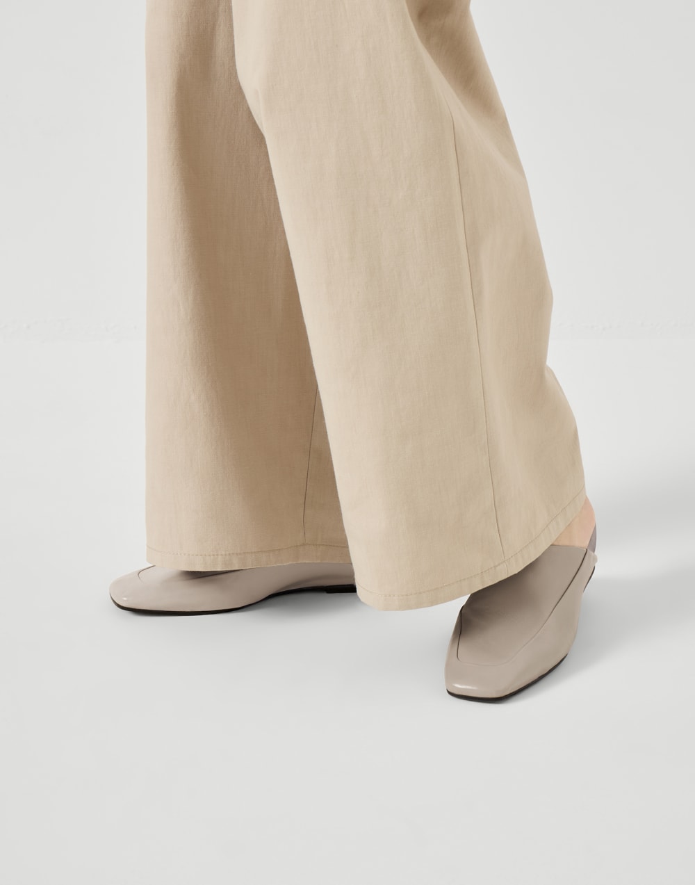 Calfskin slippers Buff Woman - Brunello Cucinelli