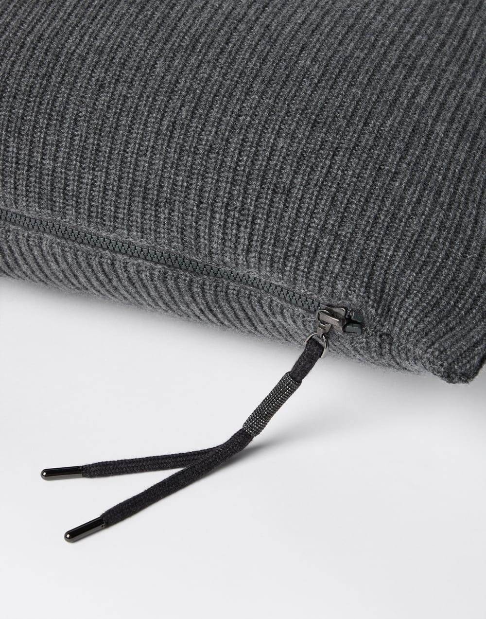Shiny Zipper Pull knit cushion Lead Lifestyle - Brunello Cucinelli