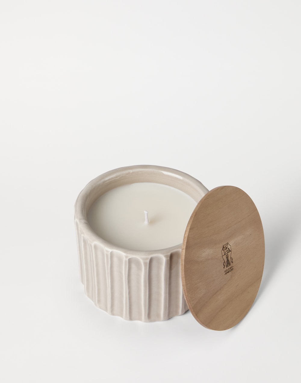 Small candle with walnut wood lid Beige Lifestyle - Brunello Cucinelli