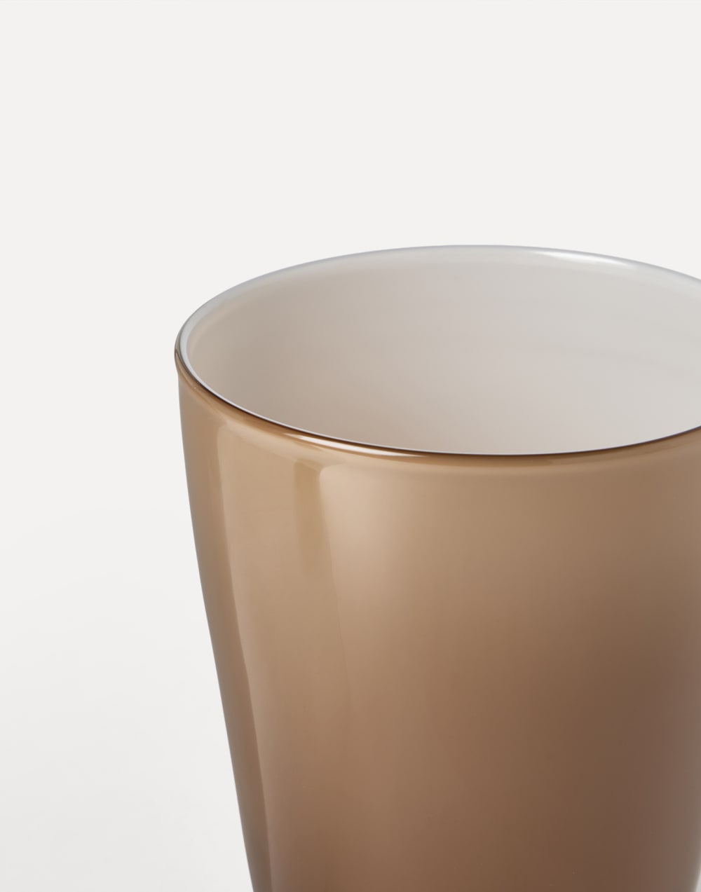 Nuanced Murano glass vase Natural Lifestyle - Brunello Cucinelli