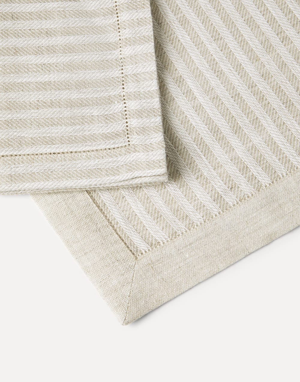 Chalk stripe linen placemat and napkin set Lessivè Lifestyle - Brunello Cucinelli