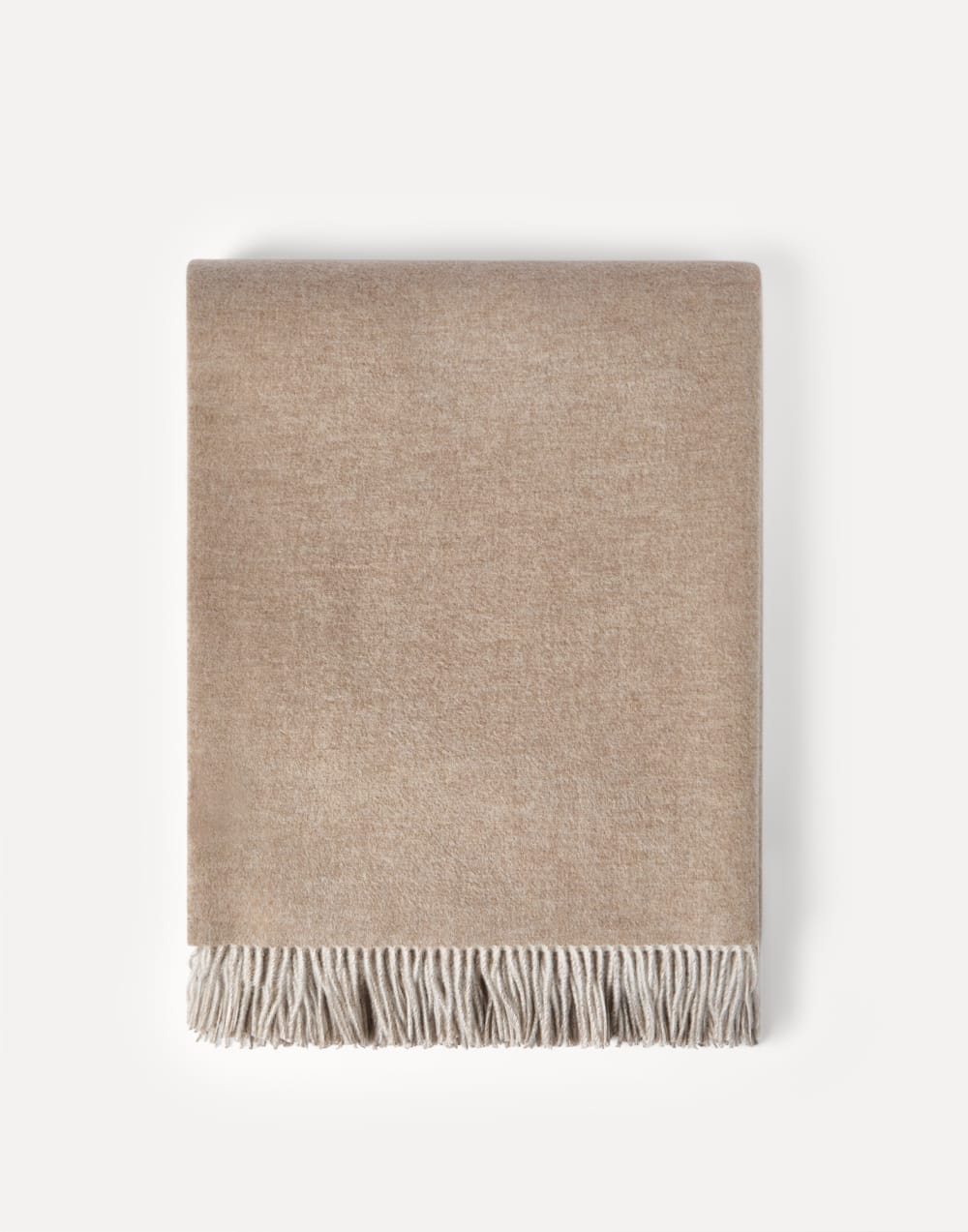 Cashmere double cloth lightweight throw Beige Lifestyle - Brunello Cucinelli