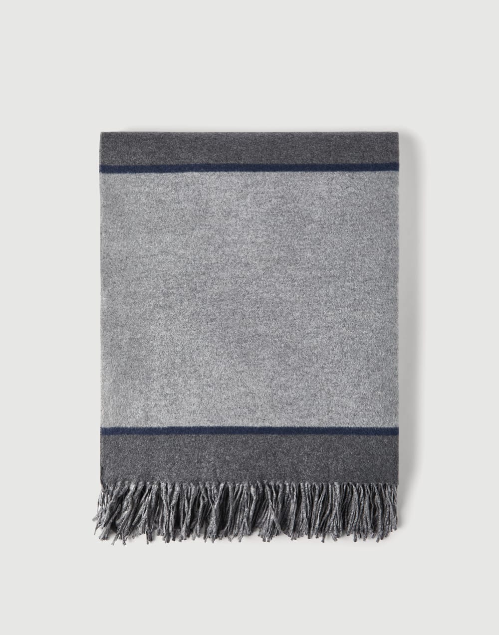 Silk throw with fringe Medium Grey Lifestyle - Brunello Cucinelli
