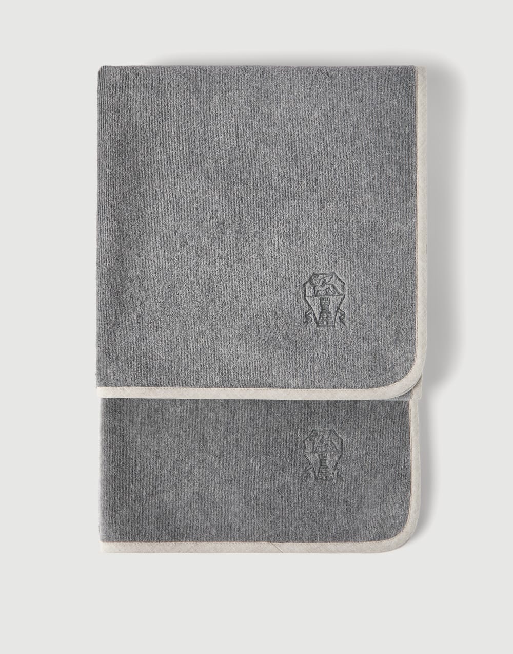 2-piece terrycloth towel set Medium Grey Lifestyle - Brunello Cucinelli