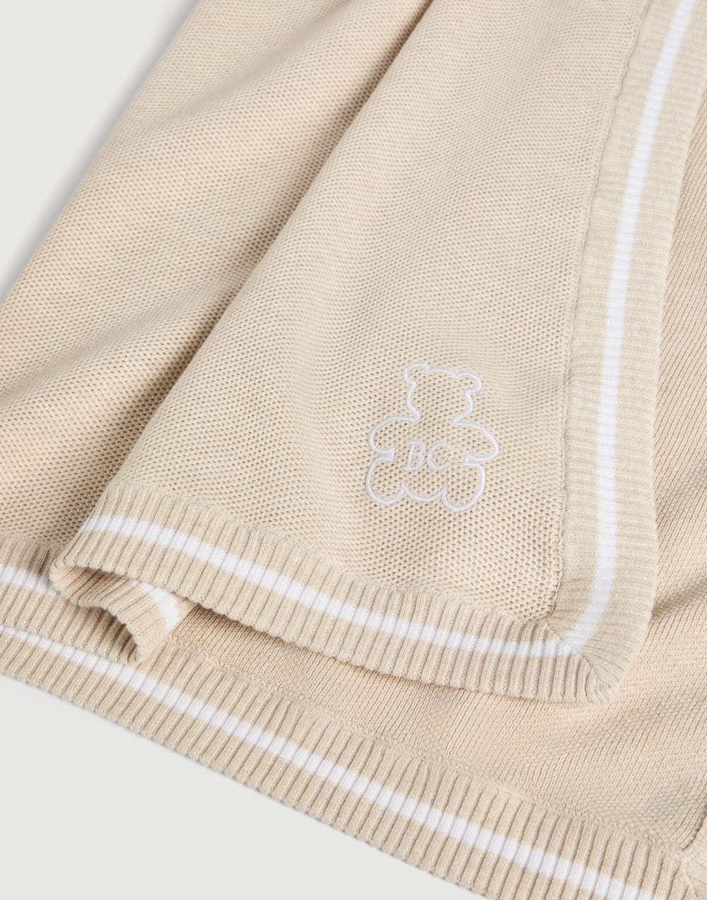Manta Baby Bernie con bordado Arena Bebé - Brunello Cucinelli
