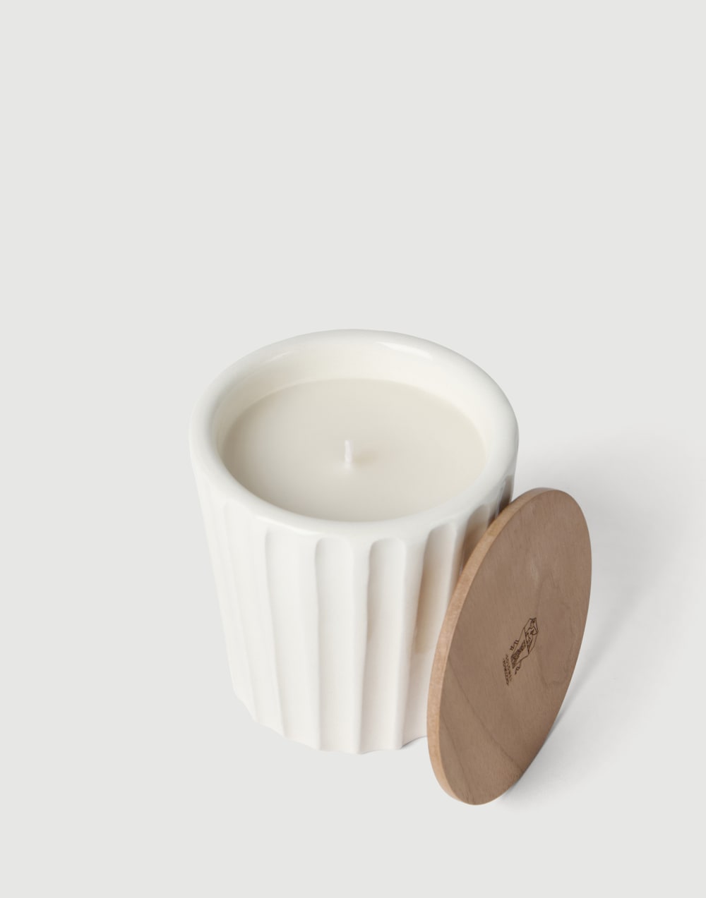 Candle with walnut wood lid Milk Lifestyle - Brunello Cucinelli