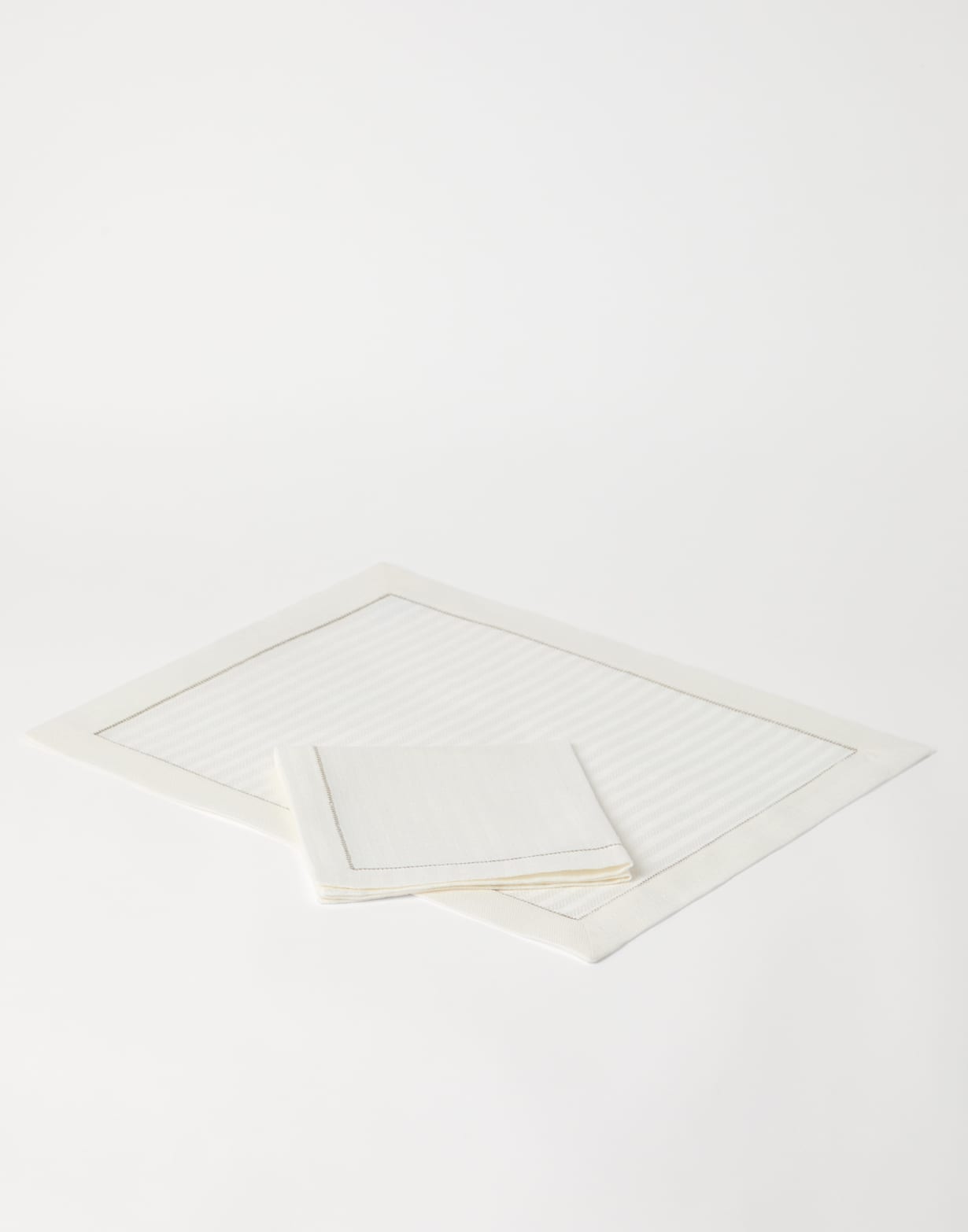 Placemat and napkin set White Lifestyle - Brunello Cucinelli