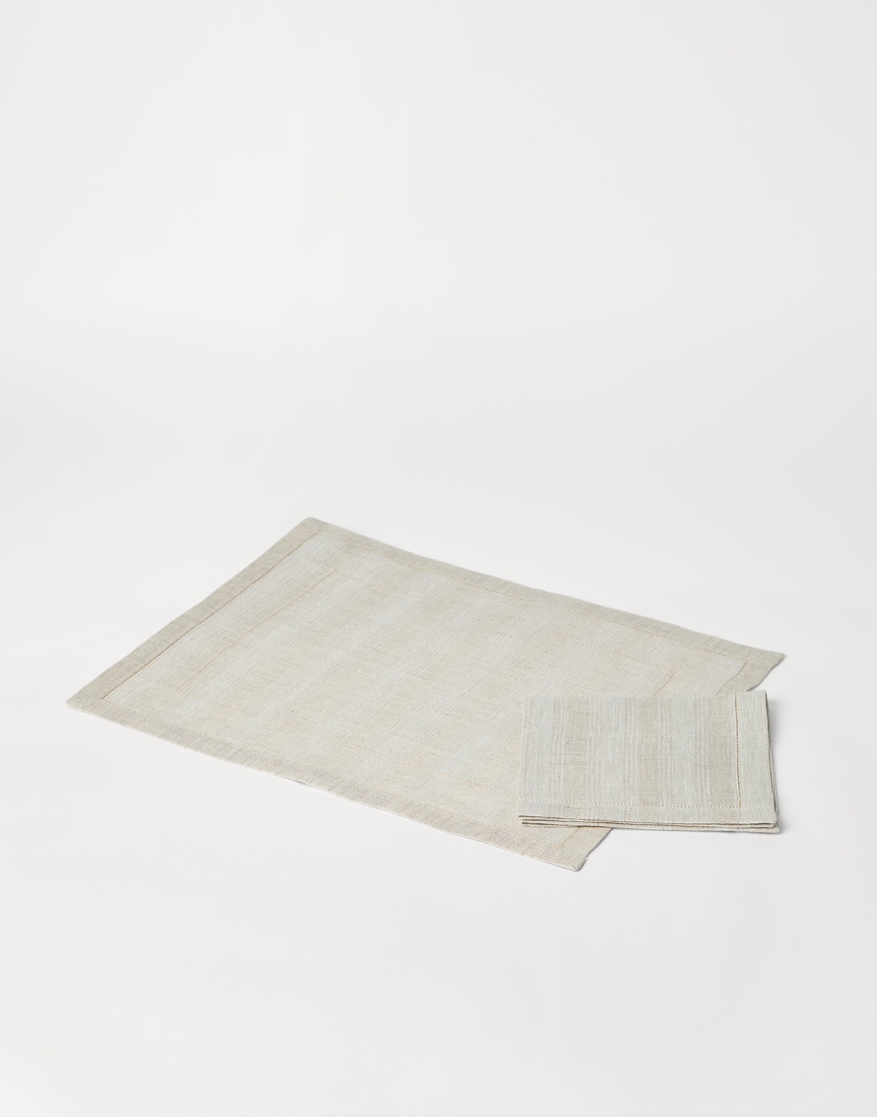 套装餐垫和餐巾 浆土色 生活风格 - Brunello Cucinelli