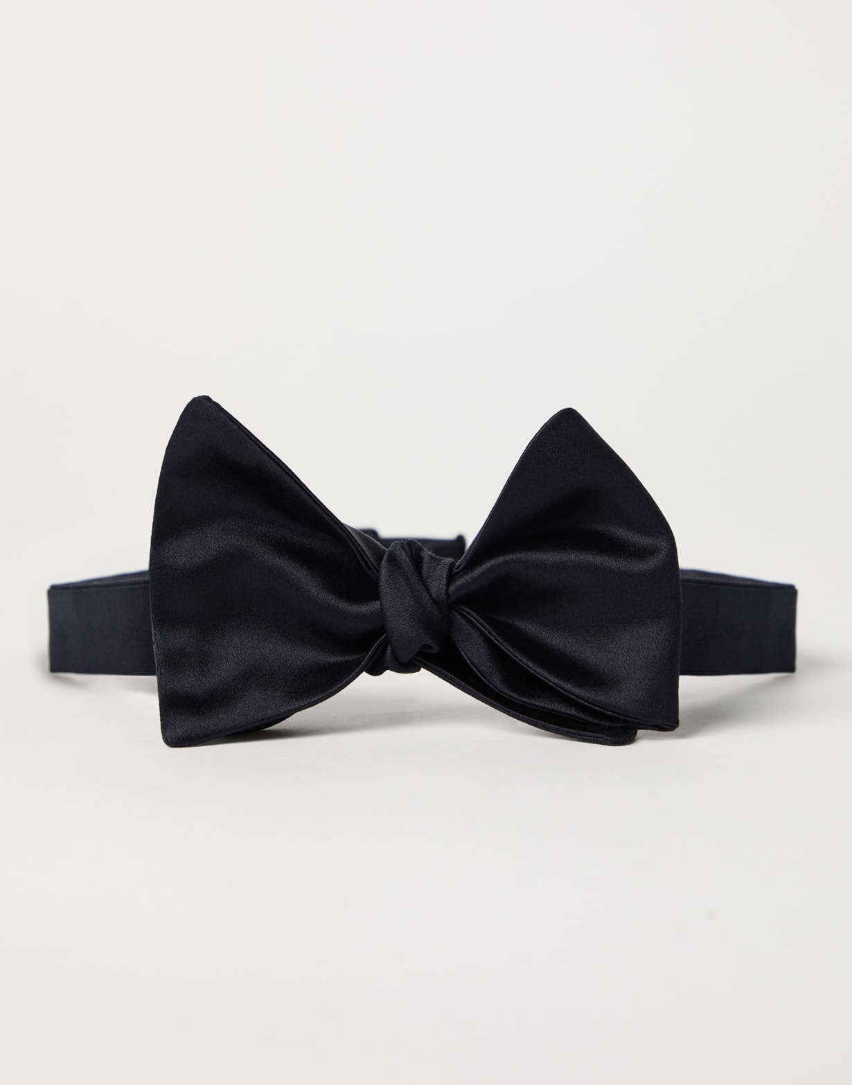 五枚缎领结 夜黑 男款 - Brunello Cucinelli