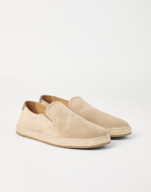 Men's leisure shoes: casual loafers and boat shoes