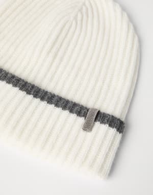 ブルネロクチネリ　カシミヤ100%ニット帽　グレー✖️オフホワイト ブルネロクチネリ カシミヤ100%ニット帽 グレー✖️オフホワイト