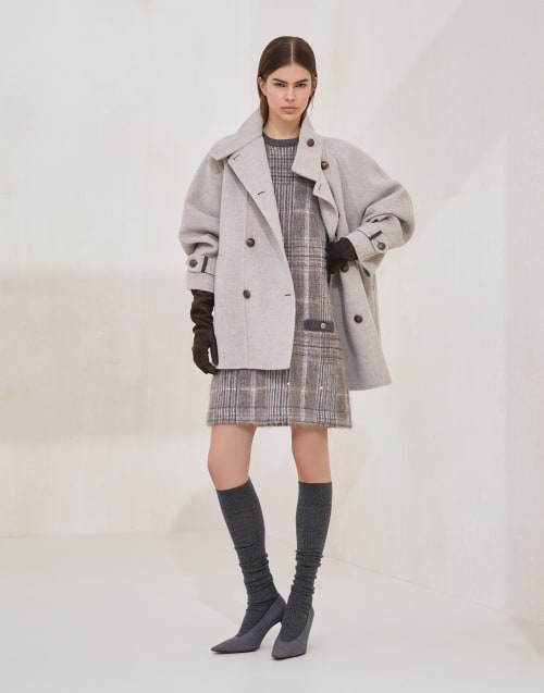 女性用カジュアルドレス、イブニングドレス、ジャンプスーツ