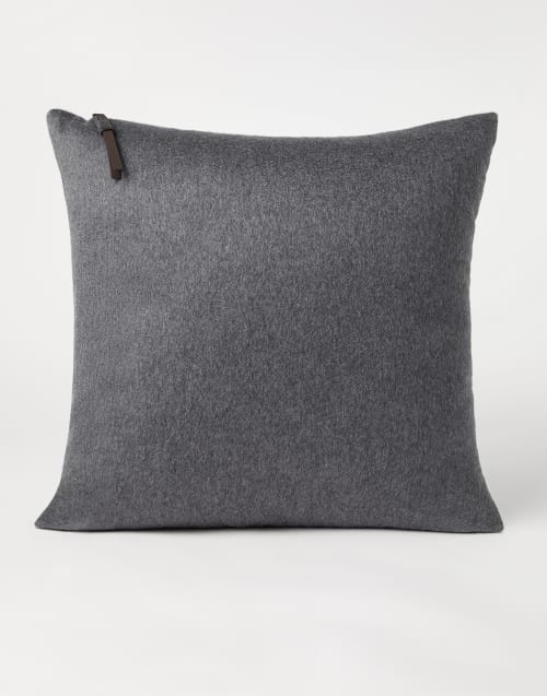 ブルネロクチネリカシミアクッションカバー デザイナーズ装飾クッション | Brunello Cucinelli